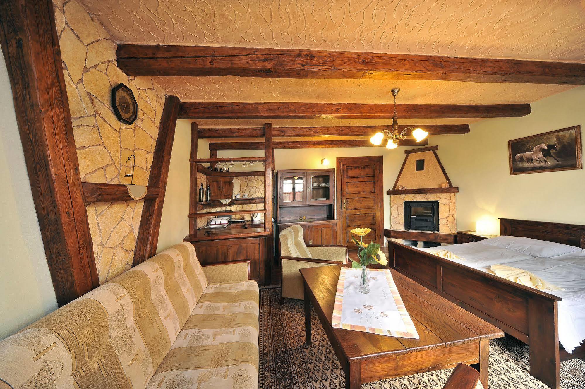 Apartmany Village Veľký Slavkov Eksteriør bilde